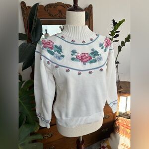 Vintage 1990 women’s Eddie Bauer grandma cotton knit floral sweater size small